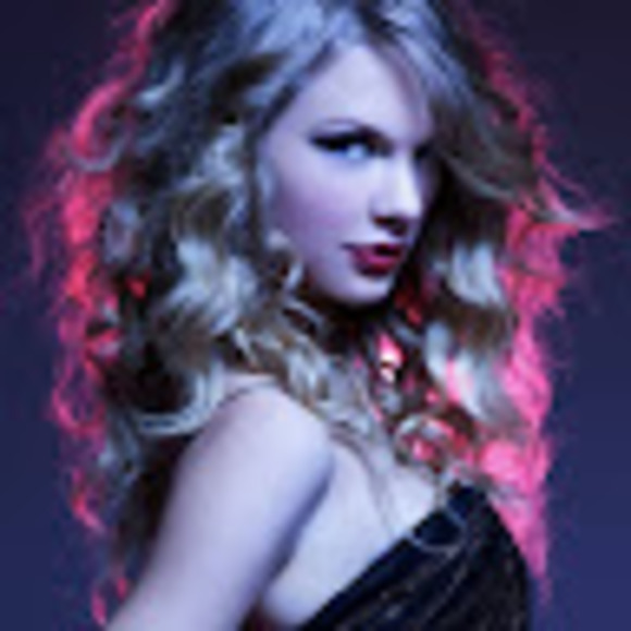 Meet your Posher, Alexia - Picture 1 of 1